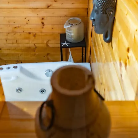 Apartament Kis Fakucko, Balatonhoz Koezel