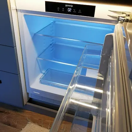 Kis Fakucko, Balatonhoz Koezel Apartament