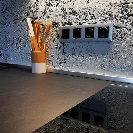 Kis Fakucko, Balatonhoz Koezel Apartment