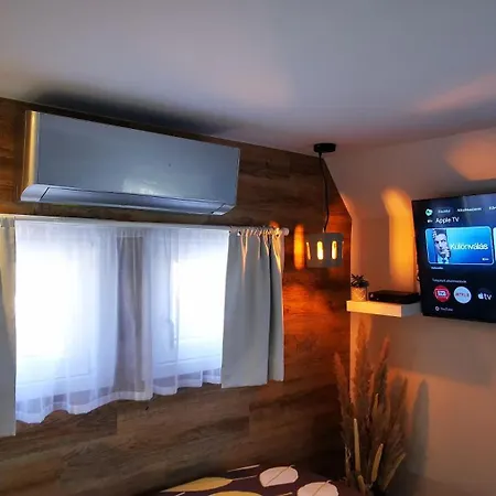 Apartament Kis Fakucko, Balatonhoz Koezel *